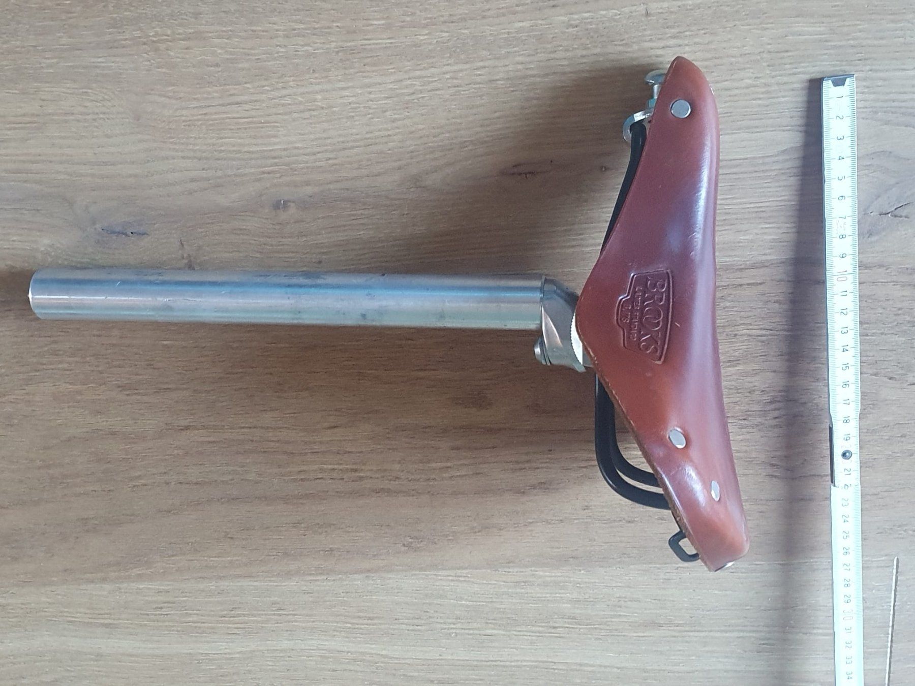 Brooks Pezzi di ricambio: Damenfahrradsattel Brooks Leder – Usato da Zug venduto da IvoMo 2