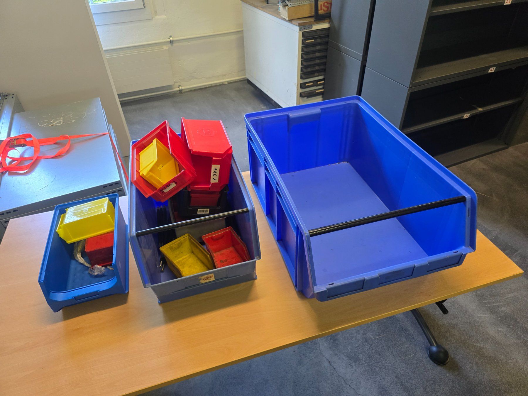 Contenitori & Simili: Posten diverser Sichtlagerboxen ab 1.- – Usato da KRINAU venduto da Mio_Liqstyle