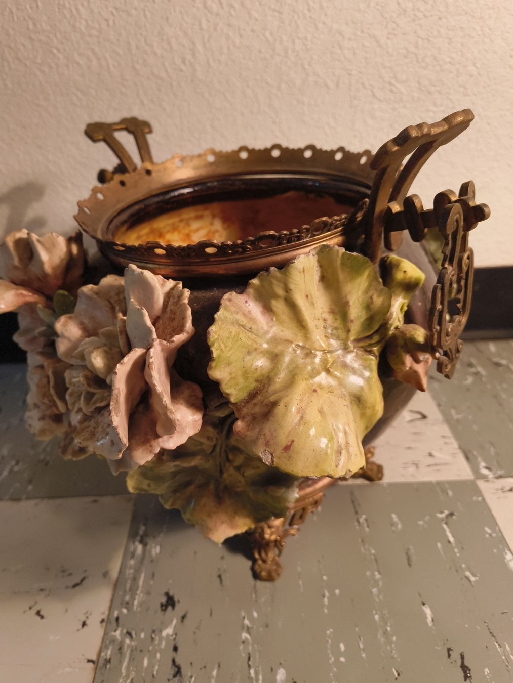 Vasi per fiori: Antik Blütencachepot Barbotine-Technik Frankreich – Usato da stettlen venduto da VintageBern_ch 3