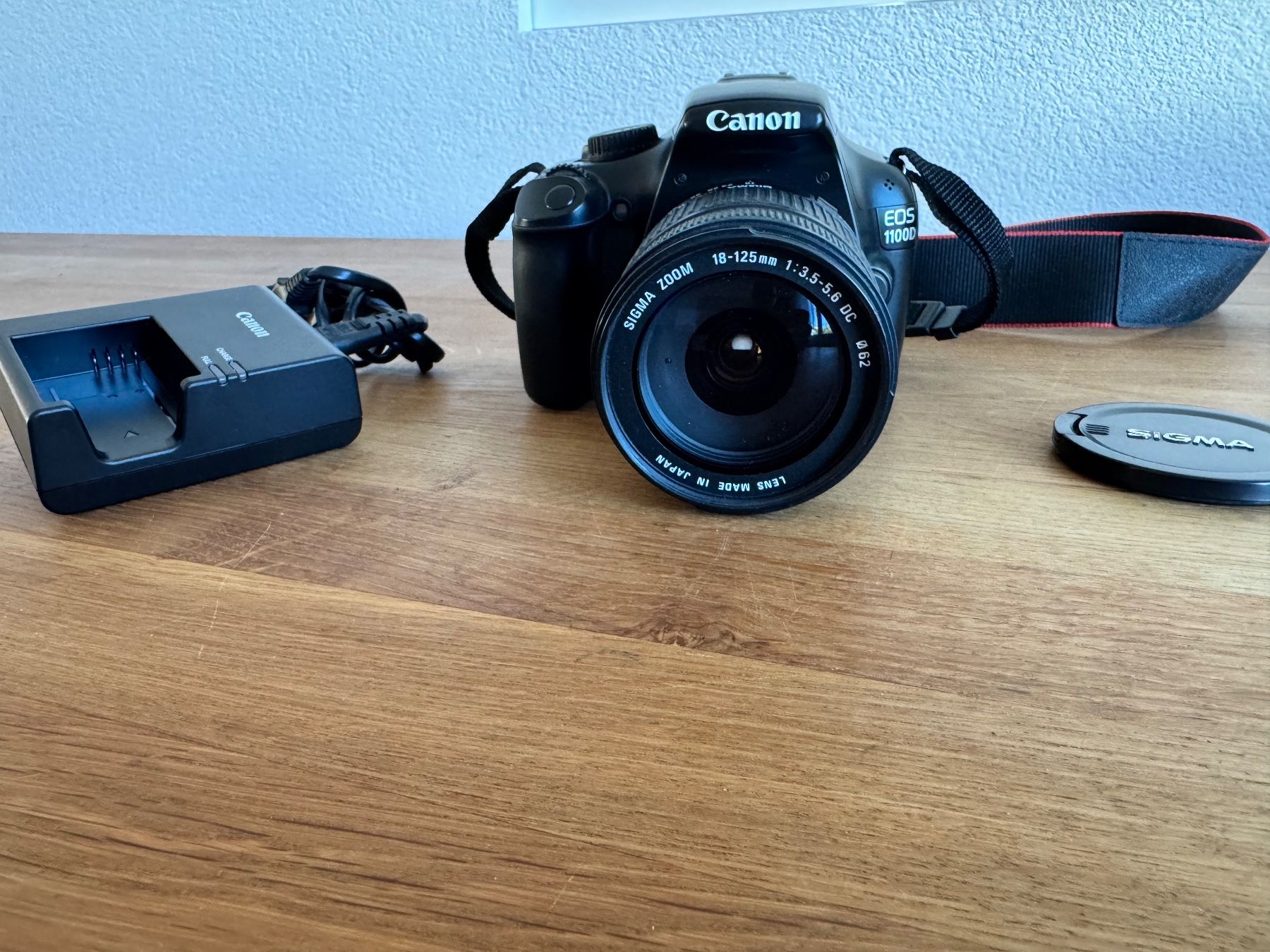 Canon Kamera: Canon Eos 1100 D Spiegelreflex Kamera – Gebraucht aus Frauenfeld von lona05