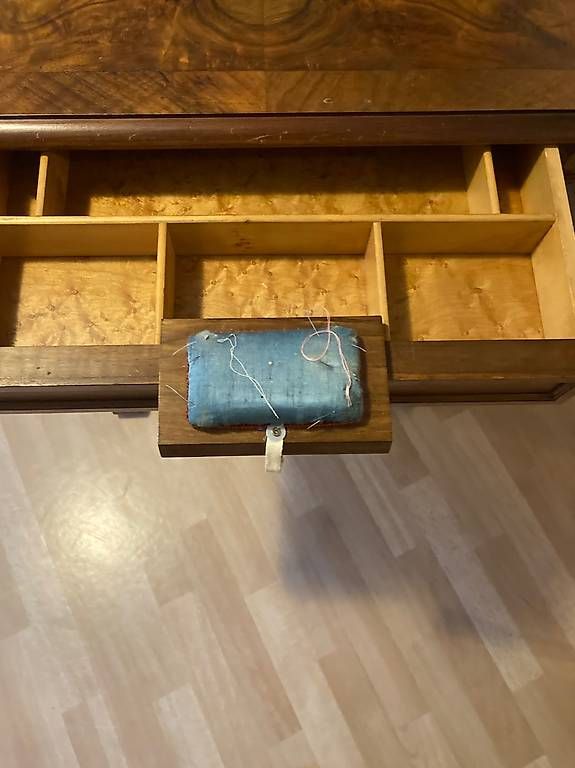 Tavoli: Nähtischchen – Usato da Frick venduto da ba58 2