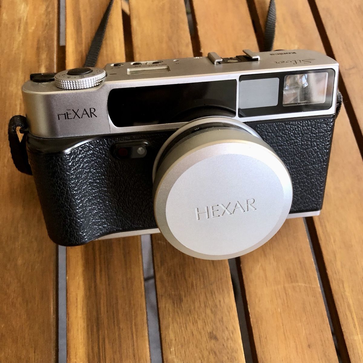 Konica Appareil photo: Konica Hexar af silver – D'occasion à Nyon par bla_wl5k 2