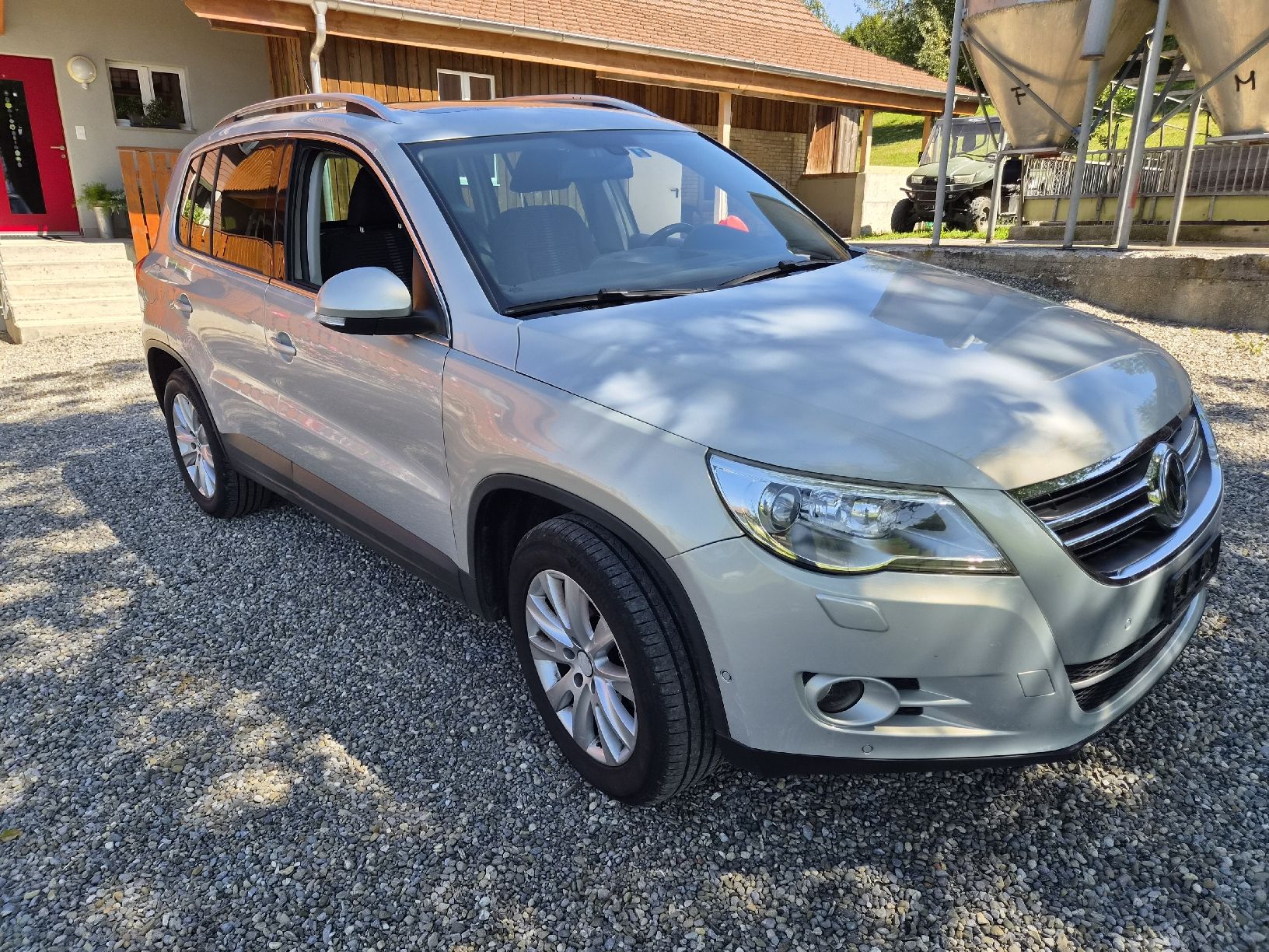 VW Automobili: VW Tiguan 2.0 Diesel – Usato da Ruswil venduto da Zindustries89