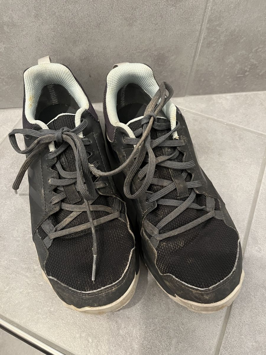 Adidas Scarpe da uomo: Adidas Trekking Schuhe – Usato da Othmarsingen venduto da saliwu