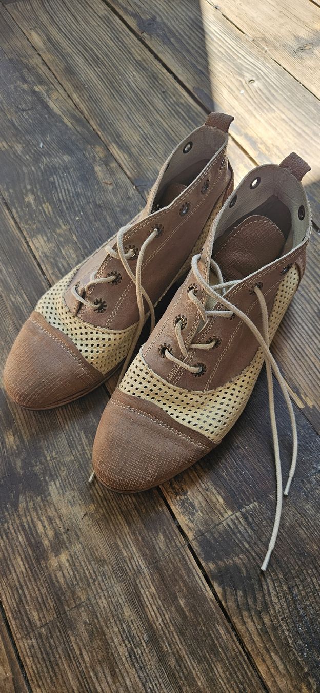 Scarpe da donna: chaussures cuir 35.5 - 36 – Nuovo (secondo la descrizione) da Carouge GE venduto da Lea000 1