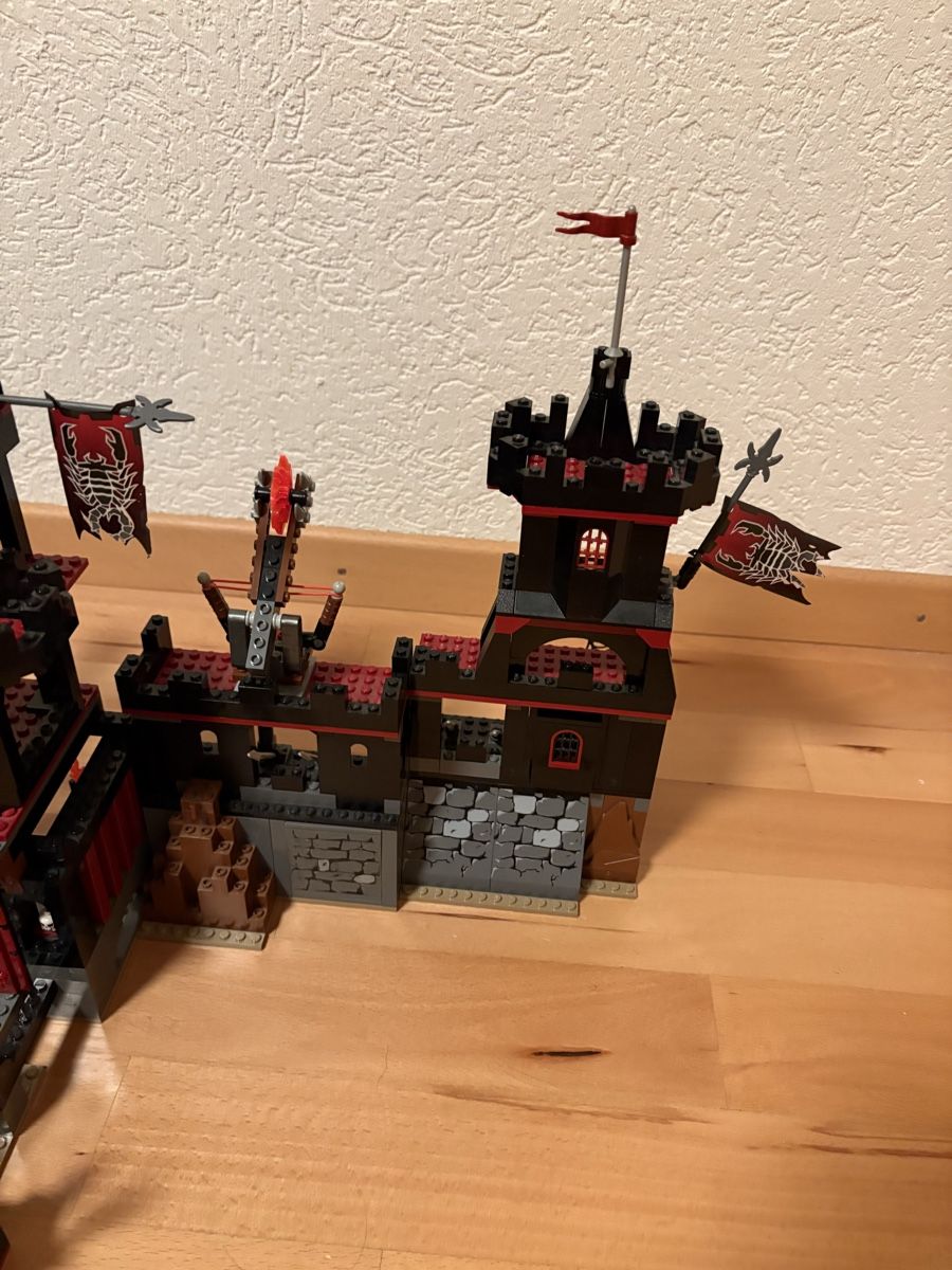 Lego Kit di costruzioni: LEGO 8877- Knights Kingdom – Usato da Bühler venduto da joe_ht72 3