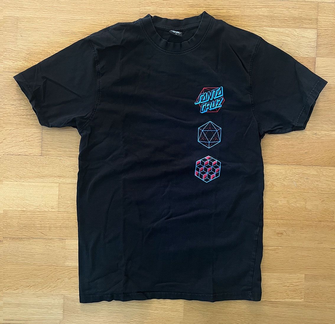 Camicie, T-shirt & Polo: Santa Cruz T-Shirt – Usato da herrliberg venduto da flora8008