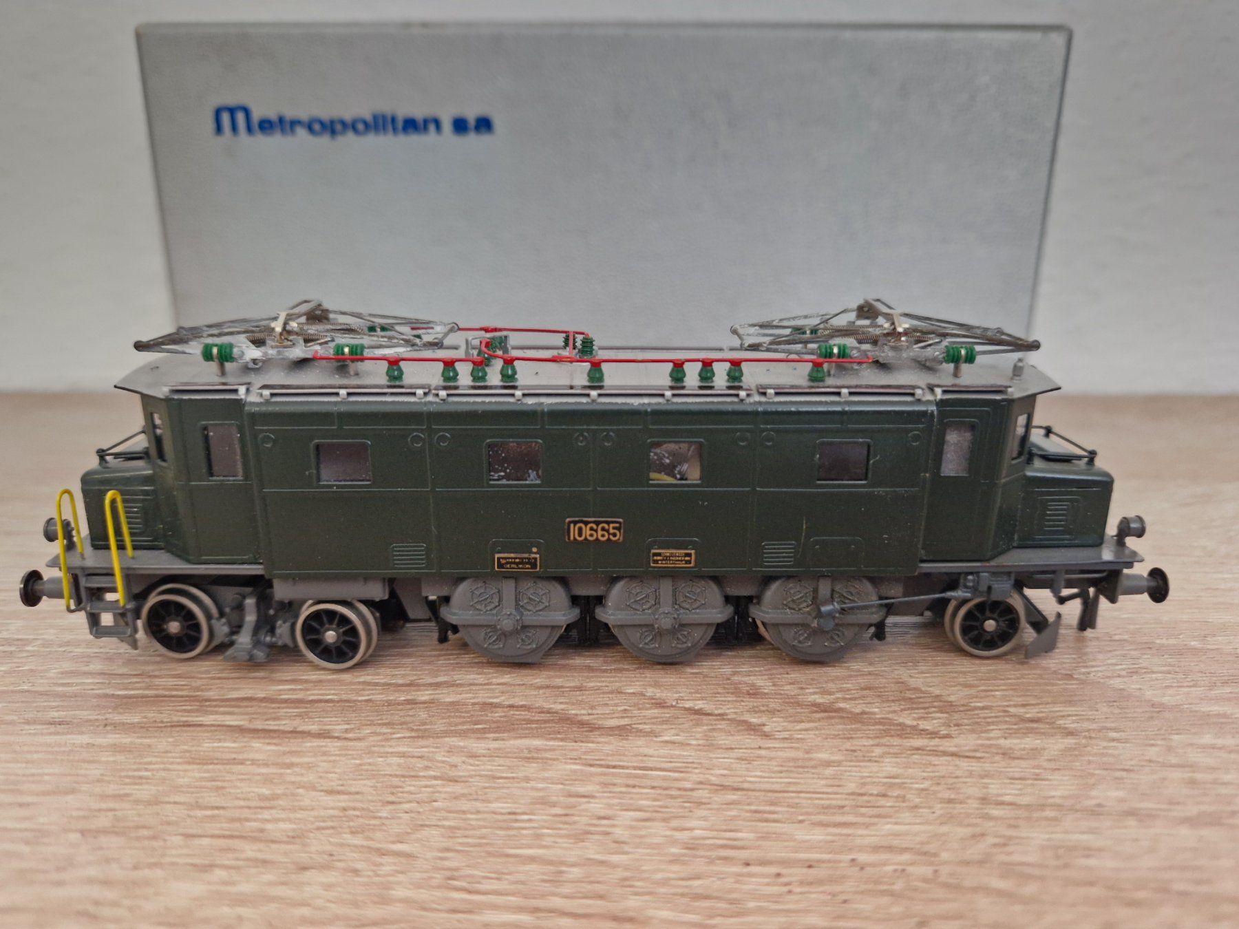 Metropolitan Modellini di ferrovie: Metropolitan 520 Silver E-Lok Ae 3/6 SBB H0 – Usato da St-Aubin-Sauges venduto da Lo_Go 1
