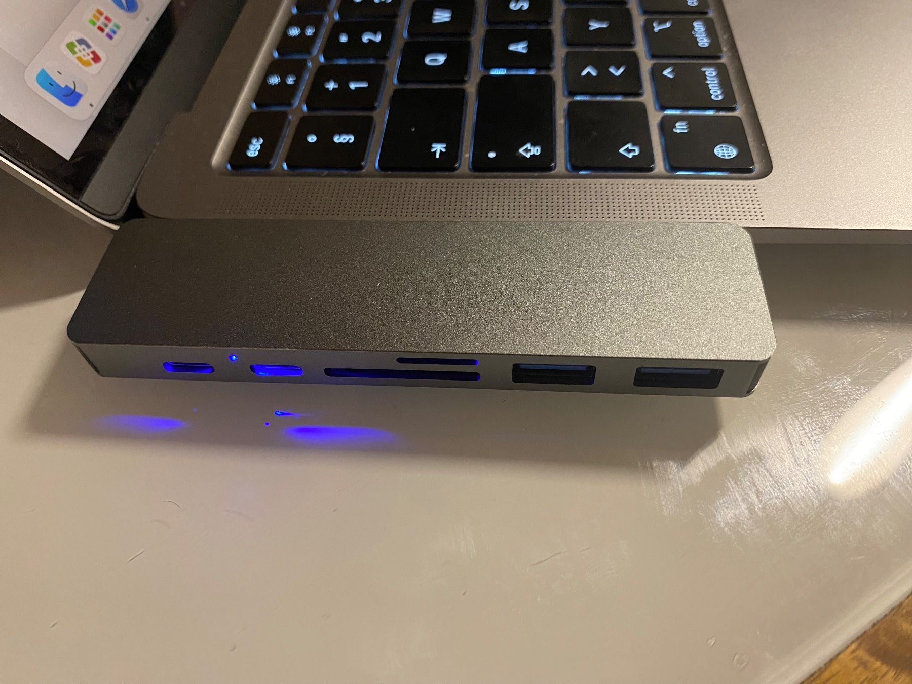 Unità & Adattatore: 7in1 USB Hub 3.0 Typ C Adapter macbook – Nuovo (secondo la descrizione) da Schmitten FR venduto da Stefanwirths