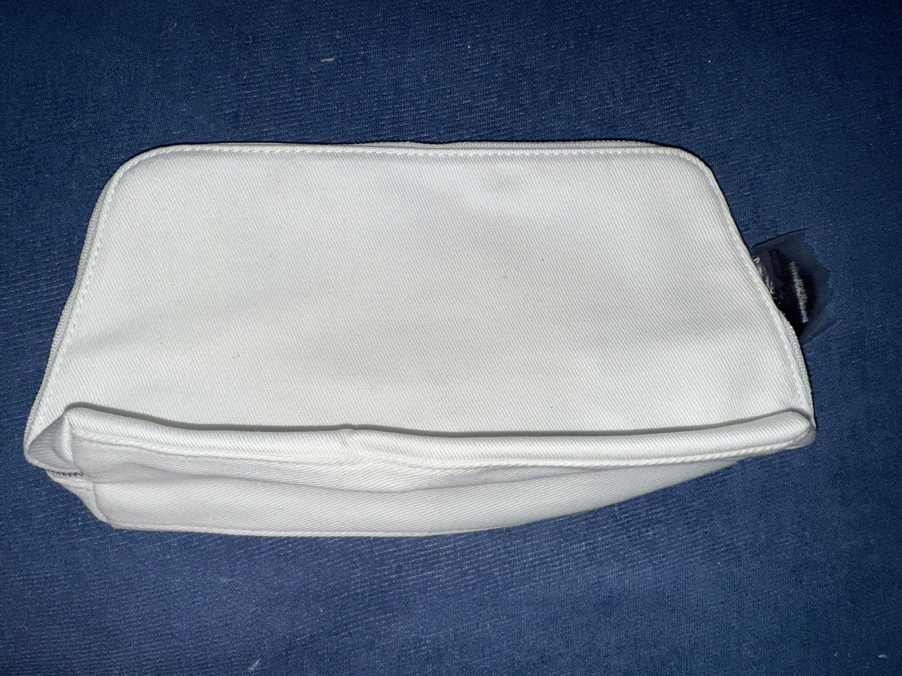 Kosmetikkoffer: Emporio Armani Necessaire weiss – Neu und originalverpackt aus Altendorf von Jeshy15 1