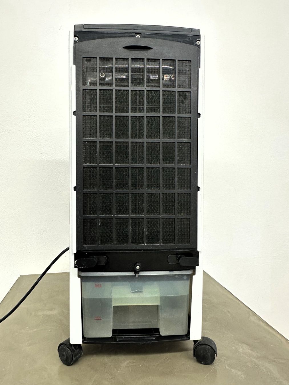 Bombes aérosol: Luftkühler, Eldstad 11, 65W – D'occasion à Zürich par alocinnovregnes 4