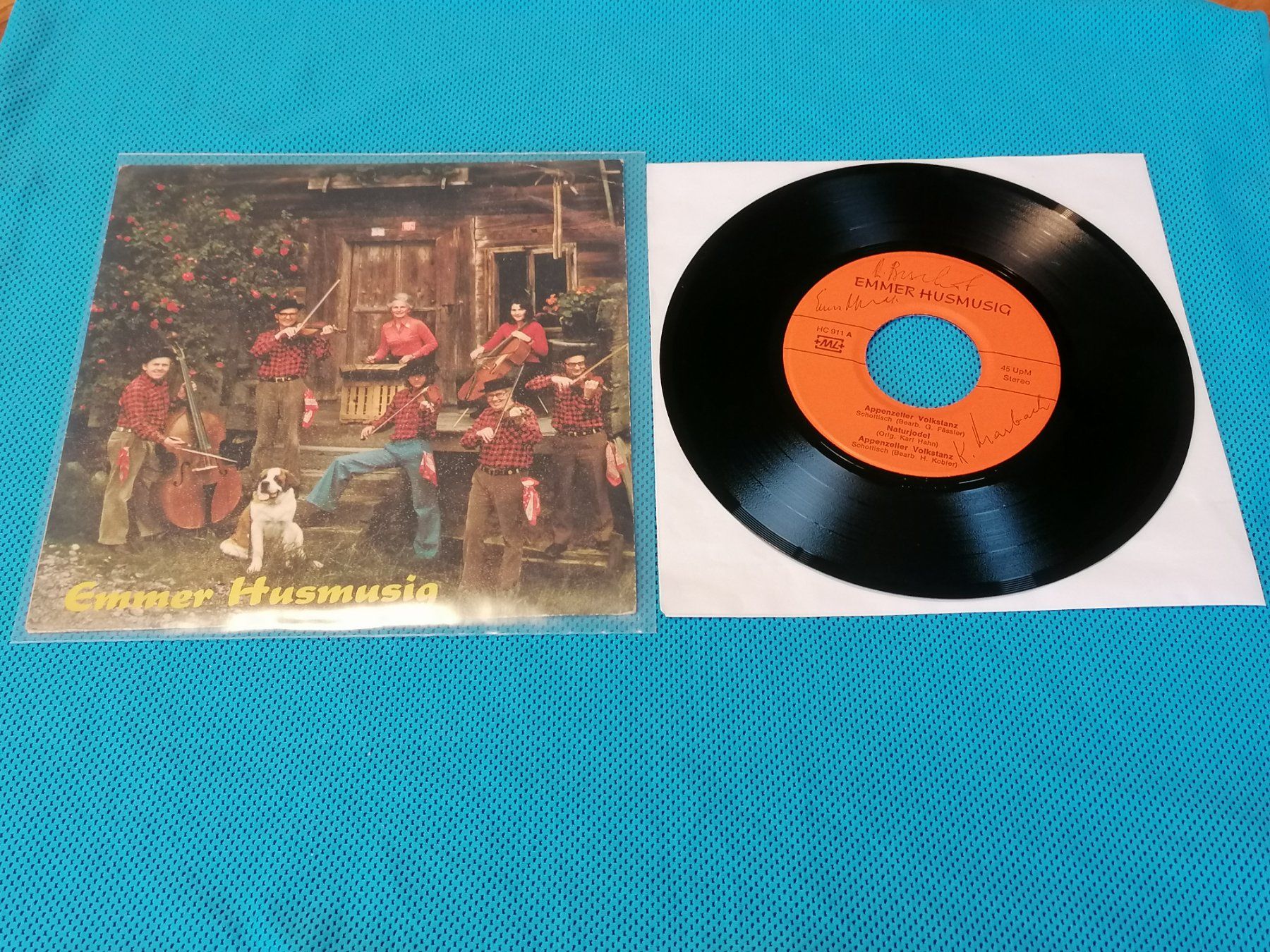 Schallplatten: Emmer Husmusig mit Unterschriften – Gebraucht aus Emmenbrücke von lamorak