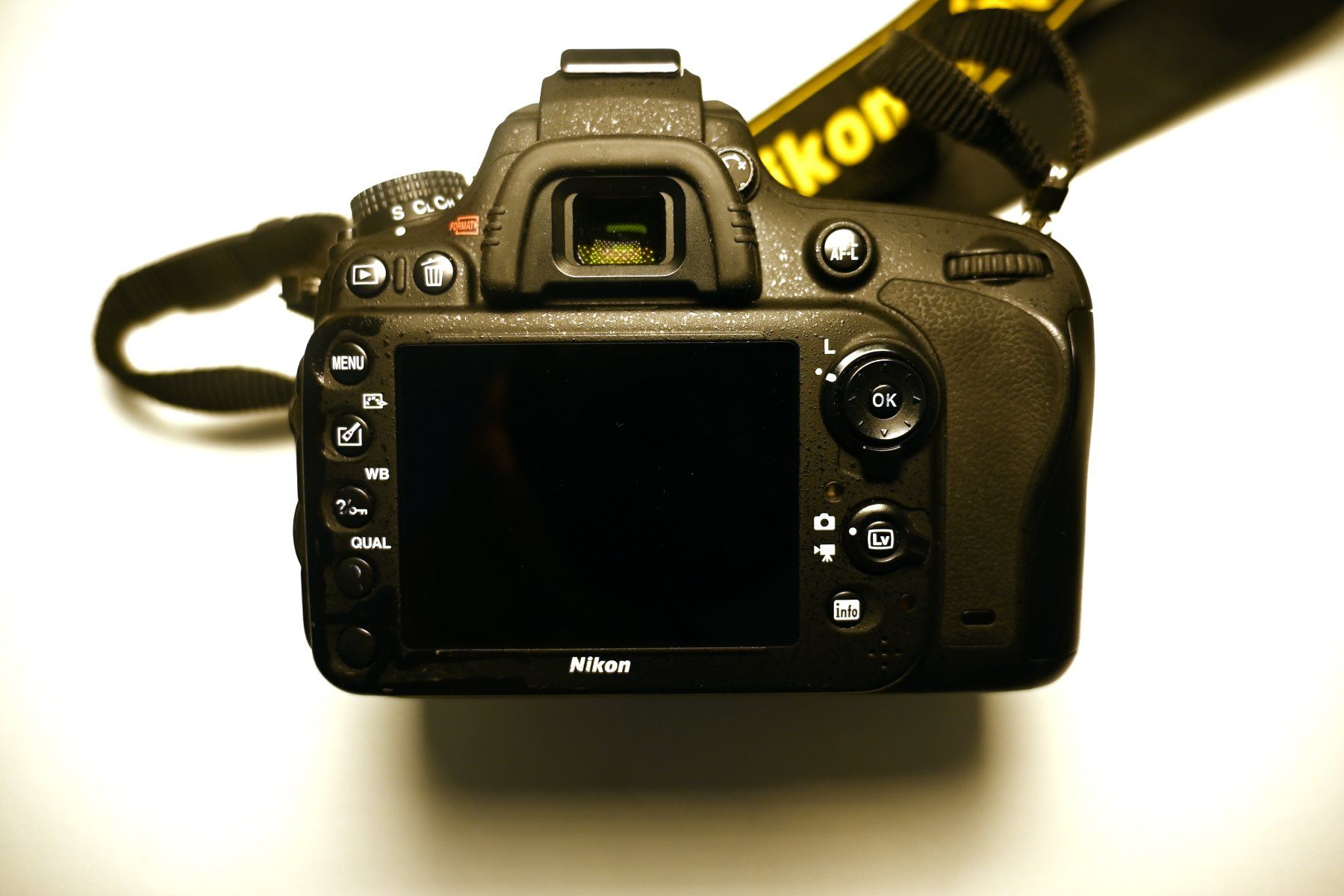 Nikon Fotocamera: Nikon Spiegelreflex D600 und drei Objektive – Usato da Nendeln venduto da Churer 6