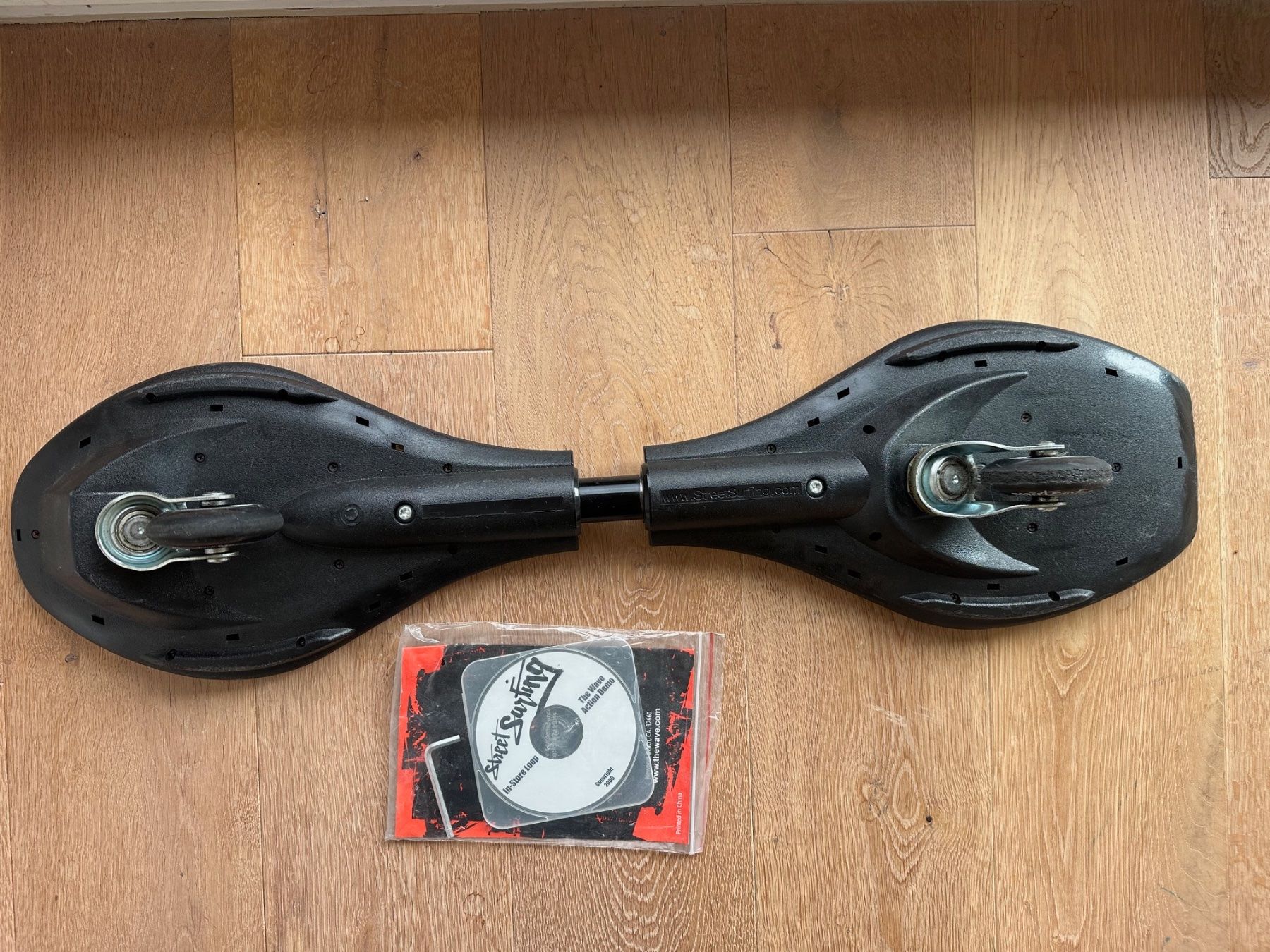 Skateboards: Streetsurfing Waveboard The Wave – D'occasion à Oberägeri par wildflower 1