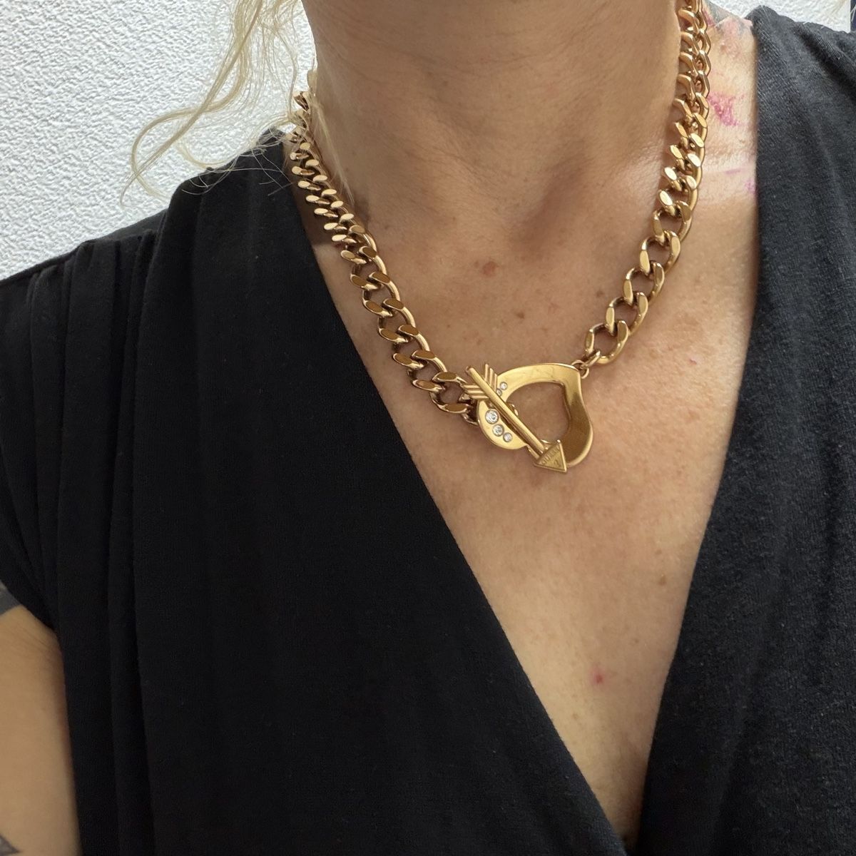 Guess Colliers: Modische Halskette von Guess .  – D'occasion à Oberkirch LU par fis_b5gm 1