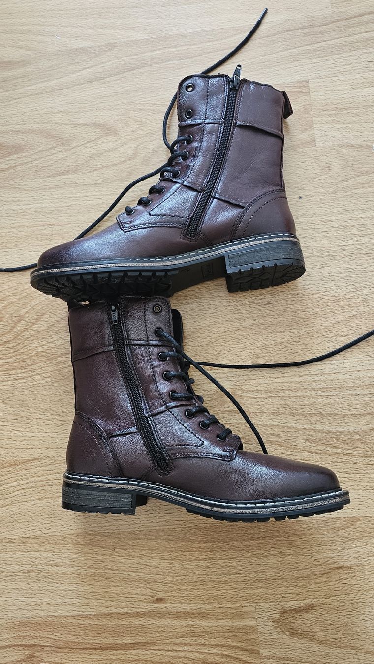 Chaussures femmes: Neue Leder-Boots Grösse 38 – Neuf (Voir description) à Rüschlikon par Schildchroetli 5