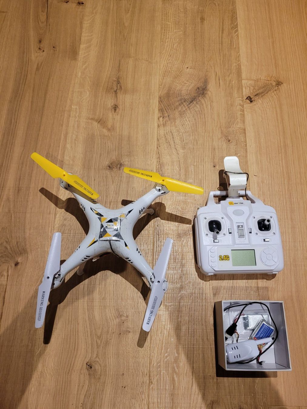 Kit di modellismo & Modellini statici: Drone mit Kamera – Usato da Wila venduto da alee.o3 4