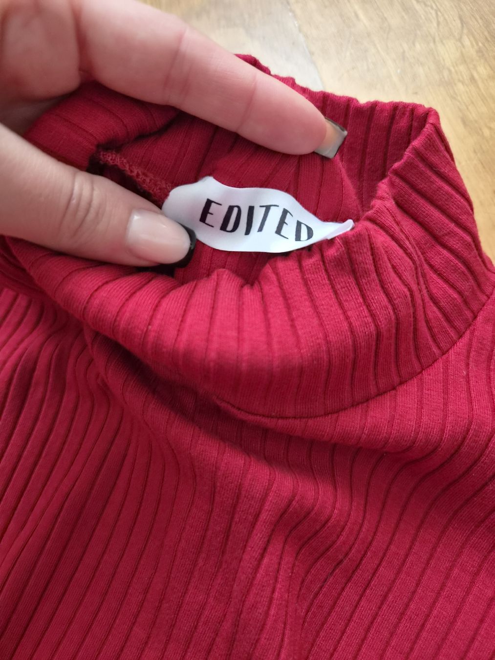 Pulls & Sweat-shirts: Roter Rollkragenpullover, Edited, Gr. S – D'occasion à Fislisbach par mgr_yy8b 1