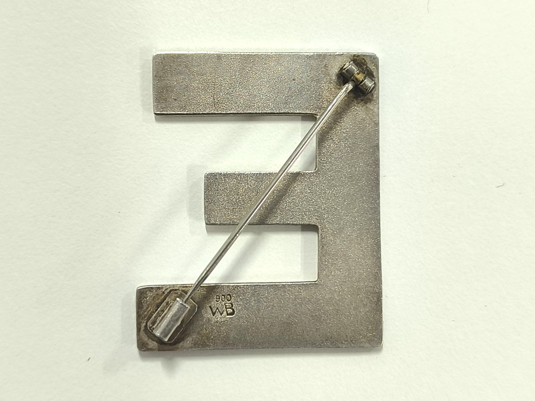 Spille & Fermagli: Silberbrosche Buchstabe E Walter Bell 900 Silber 14,9g – Usato da Rüti ZH venduto da Restwert_Rueti_ZH 1