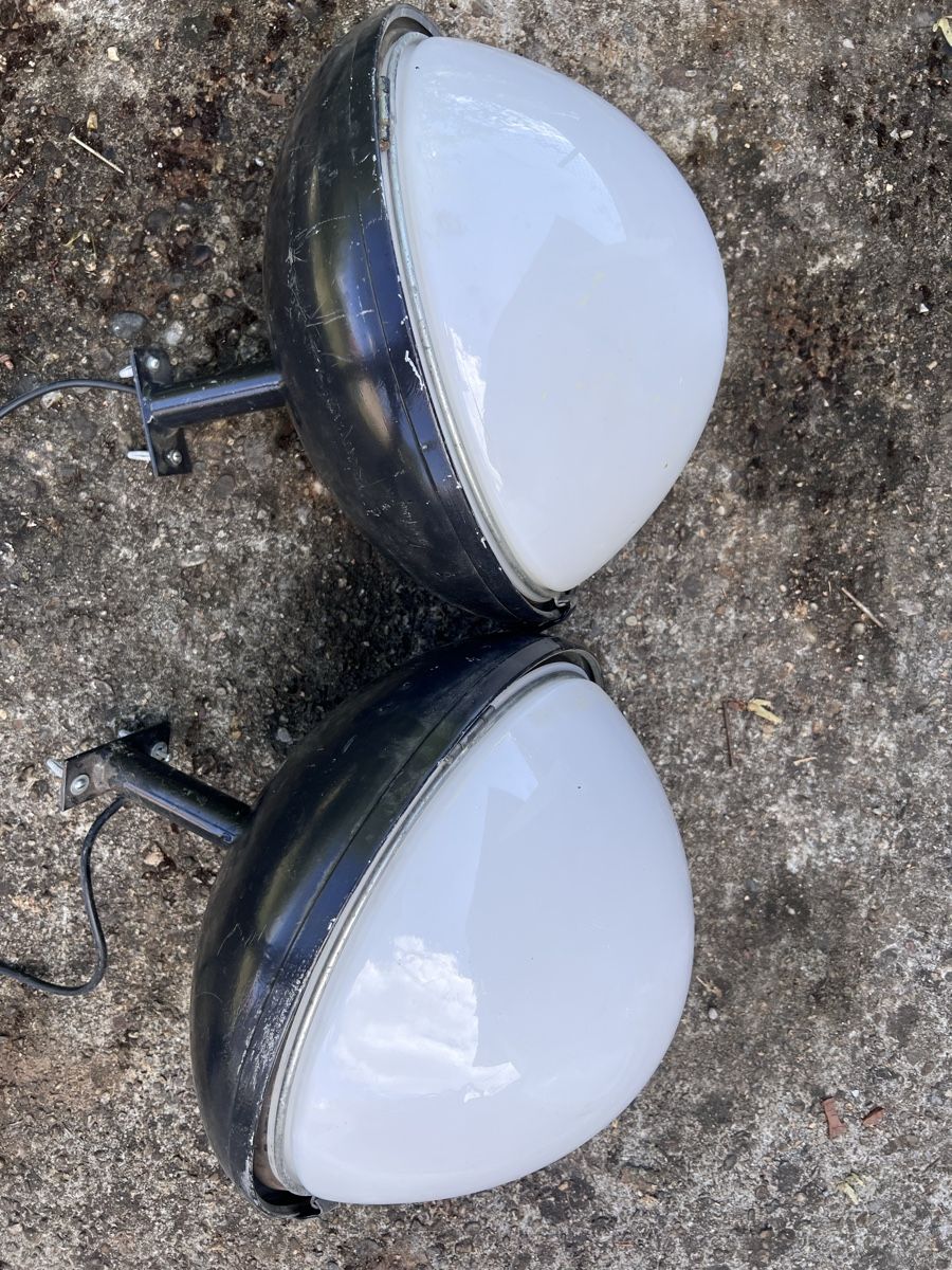 Lampade: Zwei alte schöne Lampen – Usato da Dinhard venduto da Stahlguss