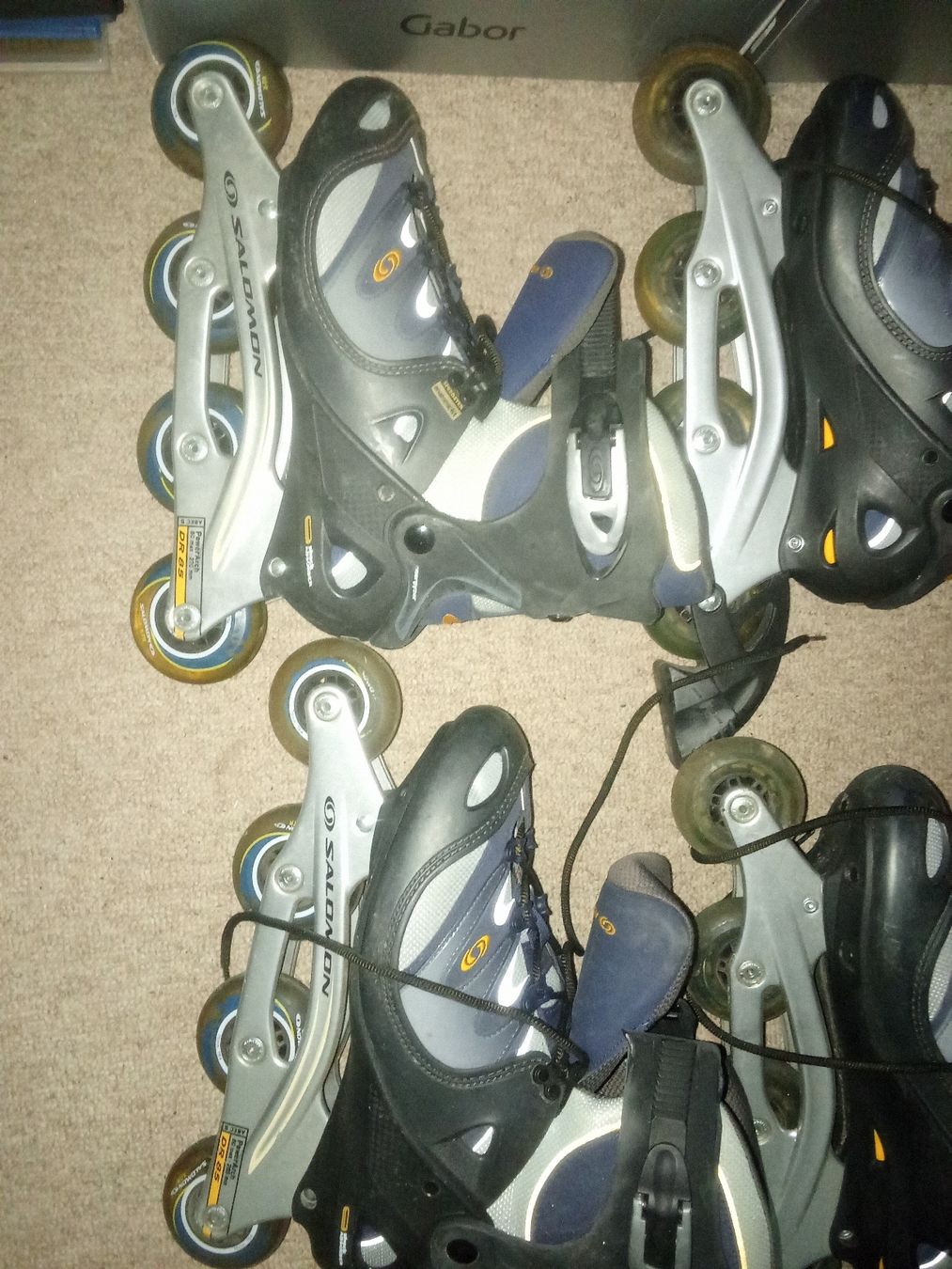 Pattini in linea & Pattini a rotelle: Inline Skates und Schutzausrüstung  – Usato da Turbenthal venduto da fatalbeauty 3