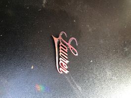Saurer anstecker