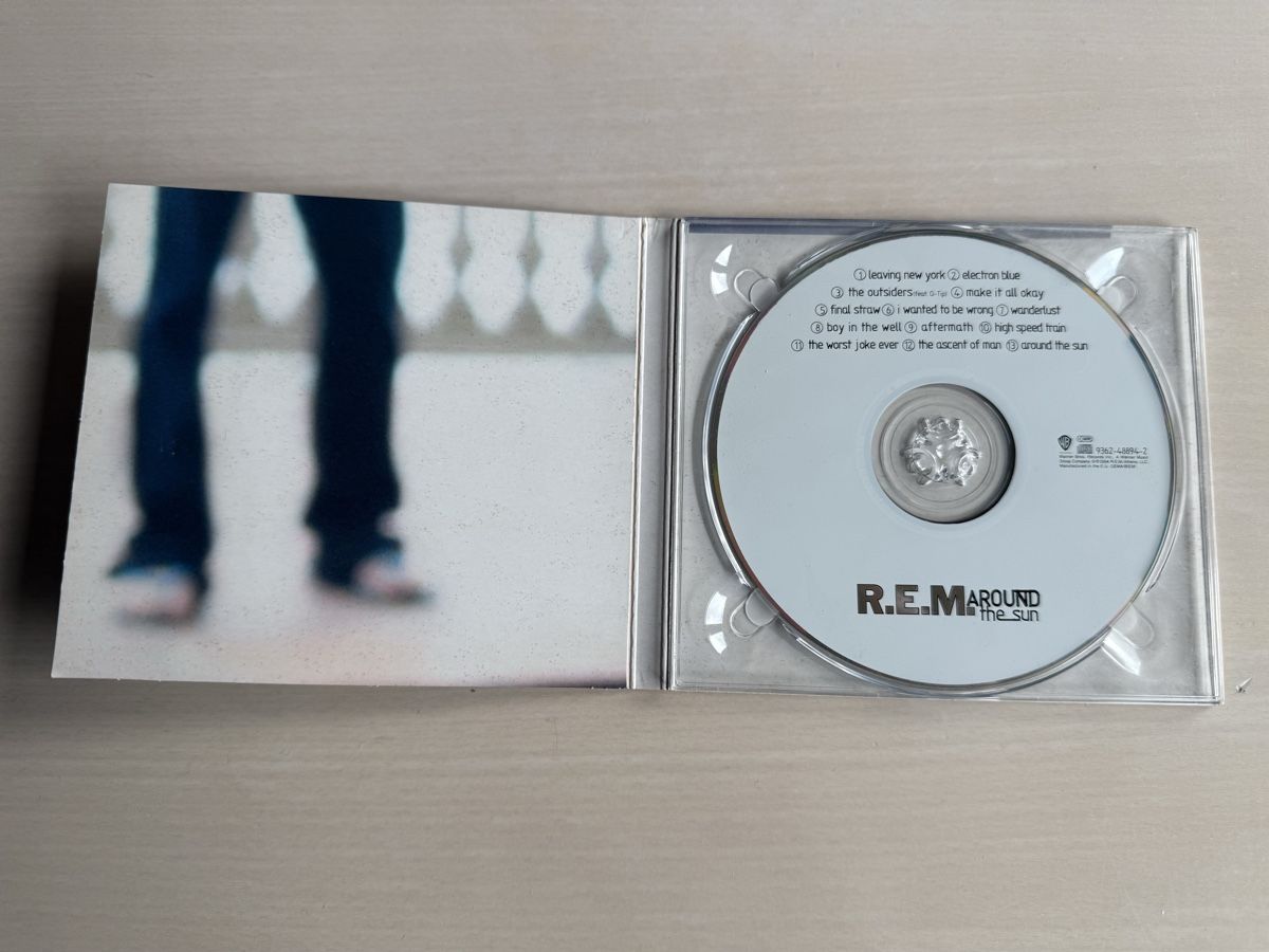 CD: CD R.E.M. Around the Sun – Usato da Oberried Brienz venduto da Chyara 2