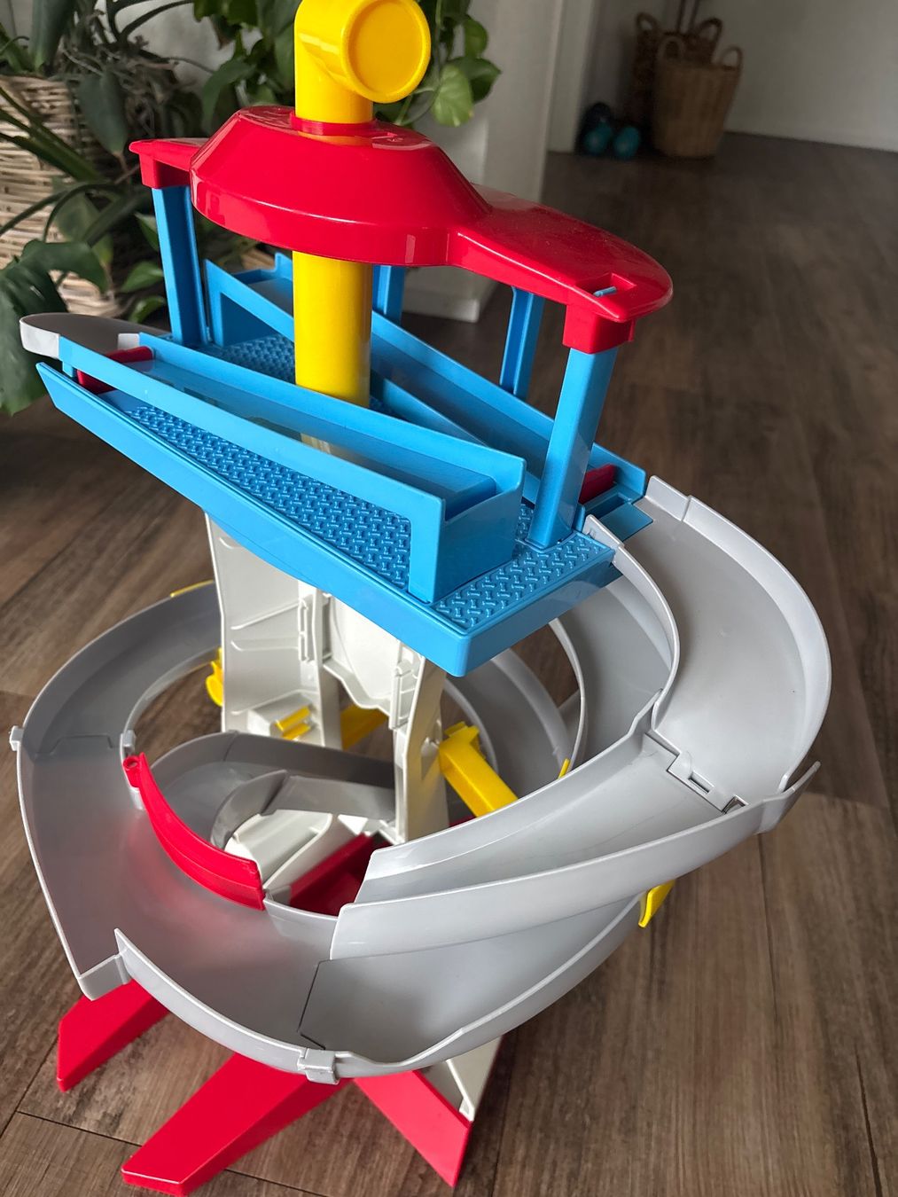 Giocattoli: Paw Patrol Autobahn – Usato da Hochdorf venduto da asvi 3