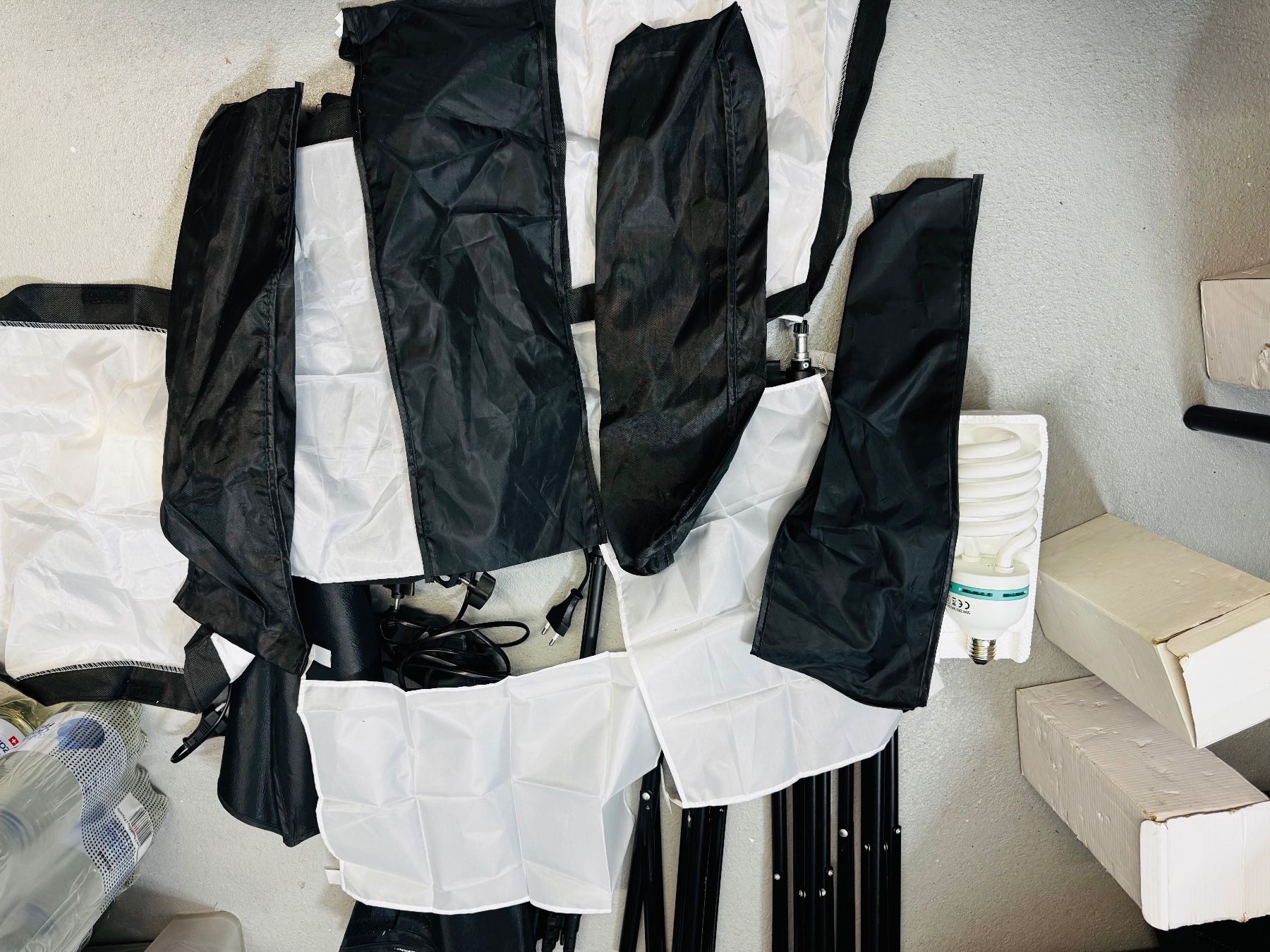 Lampade: Höhenverstellbare Softbox mit Reflektorschirm uvm – Nuovo (secondo la descrizione) da Solothurn venduto da Simuz 7