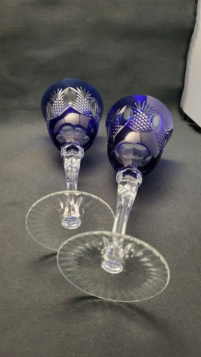 Bicchieri: 2 Wein-Gläser blau – Usato da Basel venduto da spinne02 5