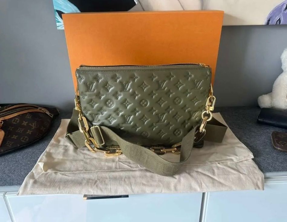 Louis Vuitton Borse da donna: Louis Vuitton Coussin, khaki – Nuovo (secondo la descrizione) da Triesen venduto da atos87 2