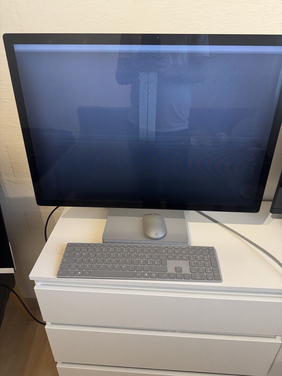 PCs: Microsoft Surface Studio 2 i7 32GB RAM Defekt – Défectueux à Cham par Svetlana30 1