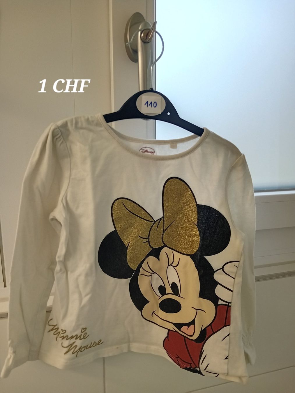 C&A Blouses, T-shirts & Tops: Langarm Shirt Mädchen Minnie Mouse 110 – D'occasion à Romanshorn par cojbamil 1