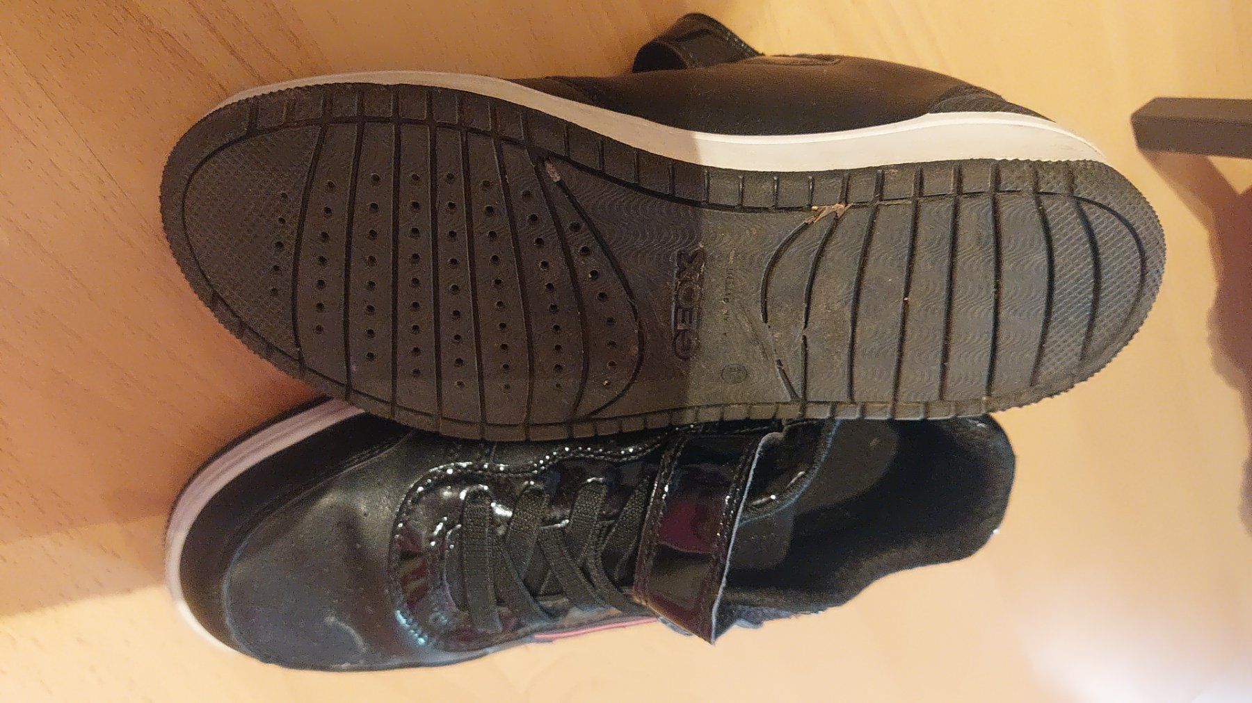 Geox Scarpe per ragazze: Geox gr.36 – Usato da Wittenbach venduto da Bruno15.