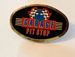 1 Pin Garage Pit Stop