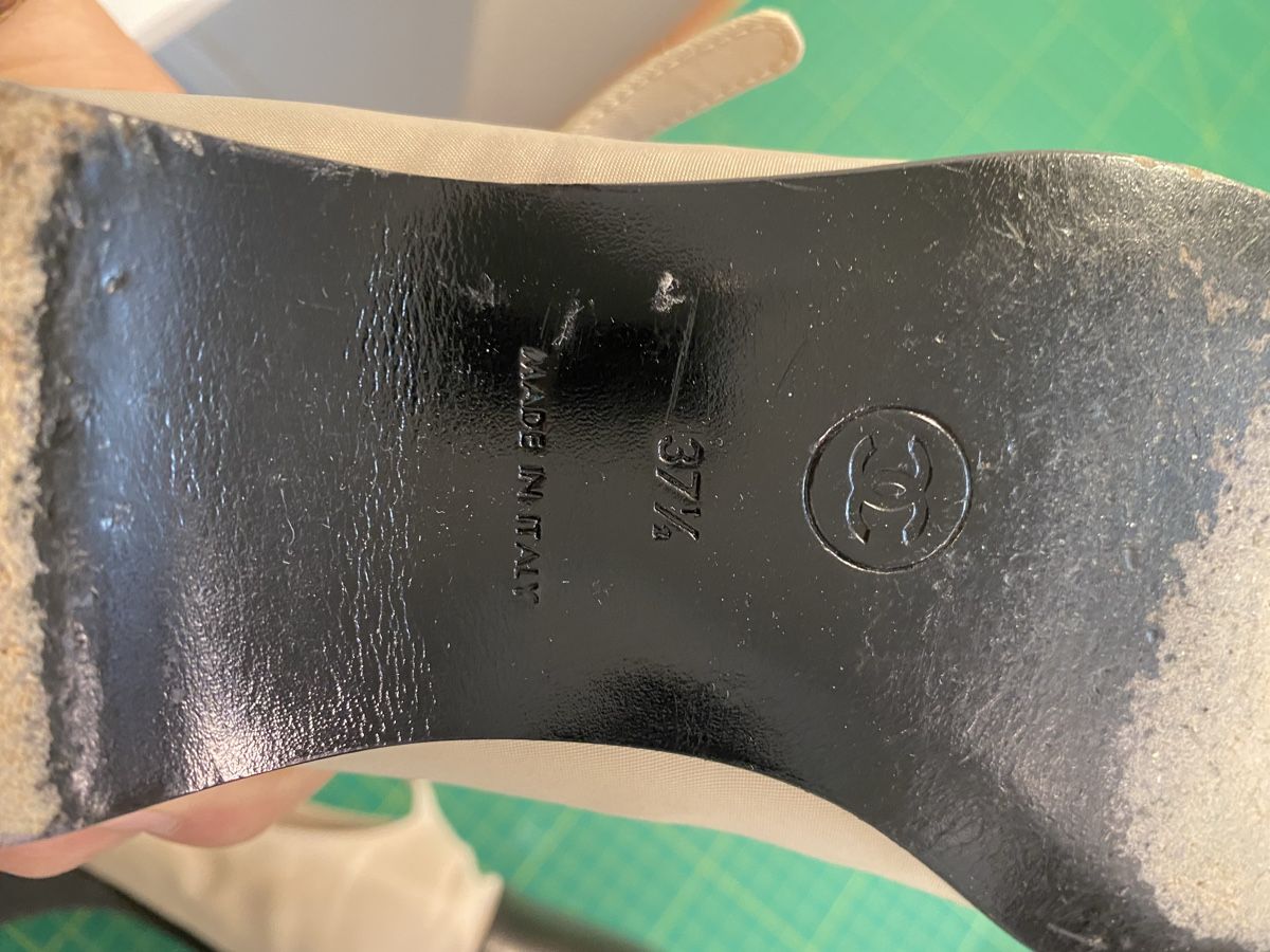 Chanel Scarpe da donna: CHANEL Mary Jane – Usato da zürich venduto da venezi 2