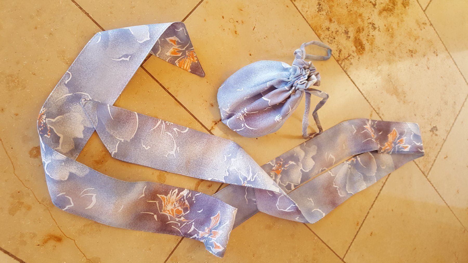 Vestiti: Vintage Ball- oder Brautführerinnenkleid/Tasche – Usato da Hondrich venduto da Ebro01 3