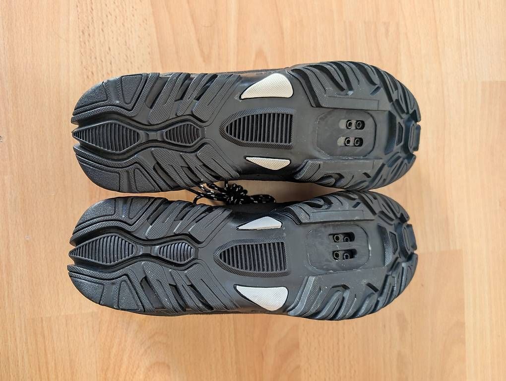 Shimano Scarpe da uomo: Shimano MT32 MTB Veloschuhe Gr. 45 – Nuovo (secondo la descrizione) da St. Gallen venduto da Tobyrobot 2