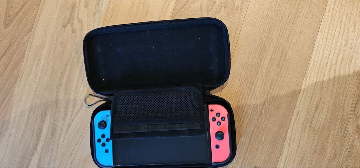 Nintendo Console: Nintendo Switch OLED mit 400GB Speicherkarte, – Usato da eglisau venduto da schmied1992 3