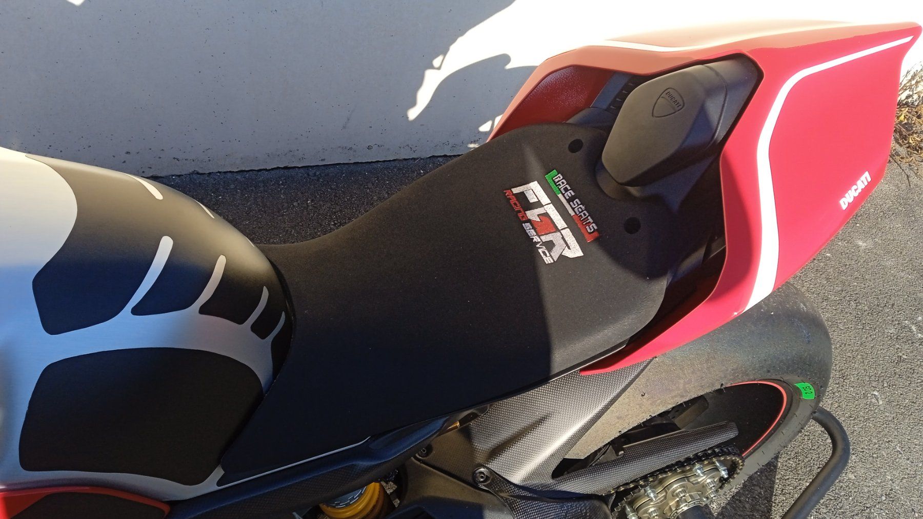 Ducati Strada: Ducati Panigale V4R – Usato da Zizers venduto da AstraT 4