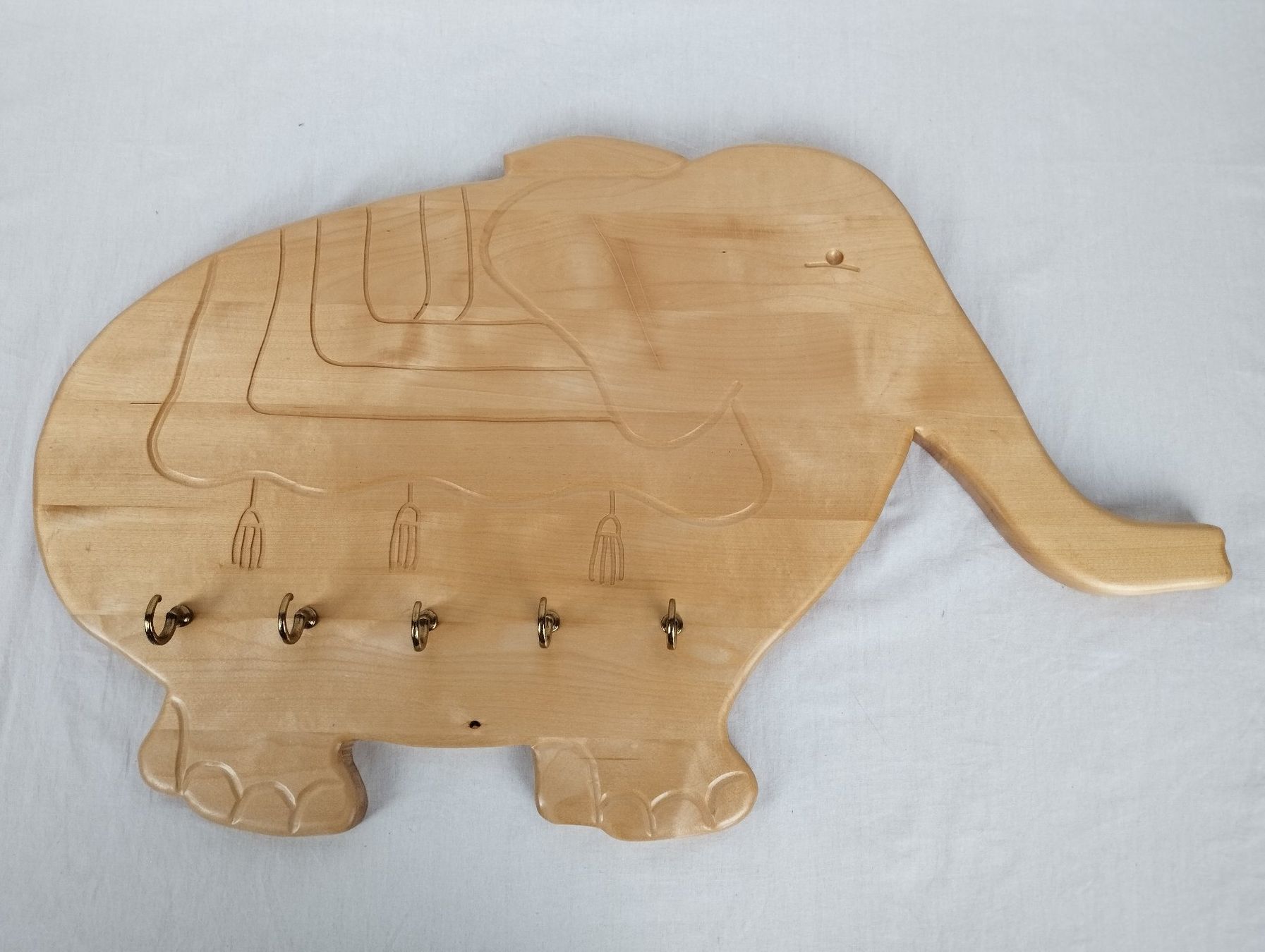 Garderobe: Wandgarderobe Elefant – Gebraucht aus Schübelbach von Restwert_Schubelbach