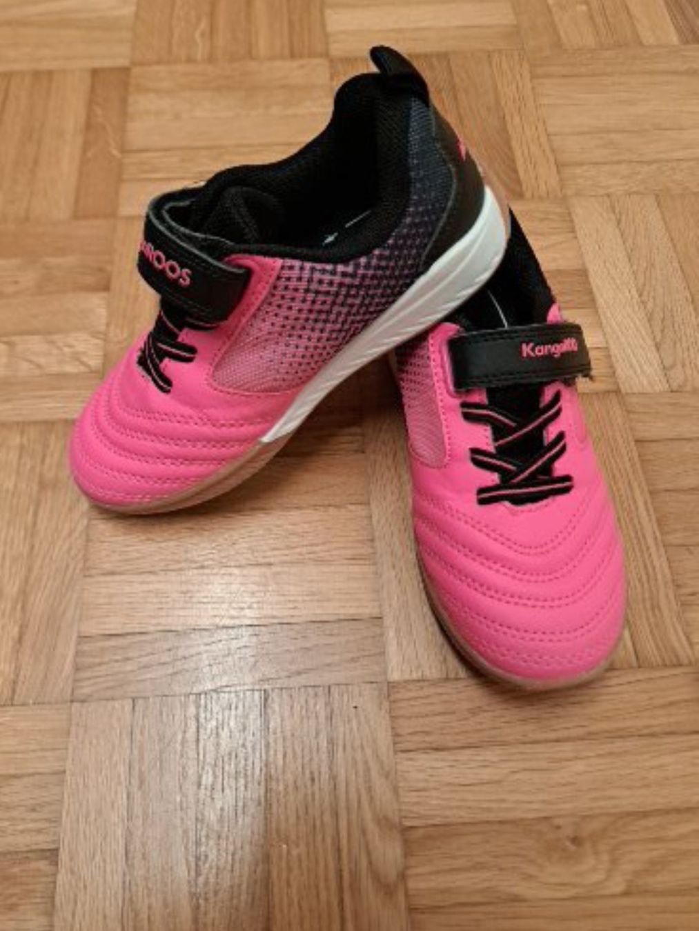 Chaussures garçon: Kinder Hallenschuhe Kangaroos / Grösse 28 – D'occasion à Zürich par lajoh63 1