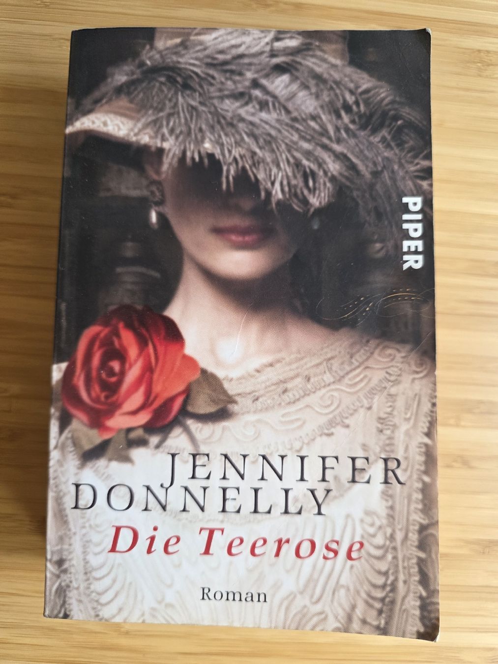 Libri: Die Teerose von Jennifer Donnelley – Usato da Adlikon venduto da Clara28