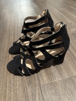 BLACK HIGH HEELS🖤