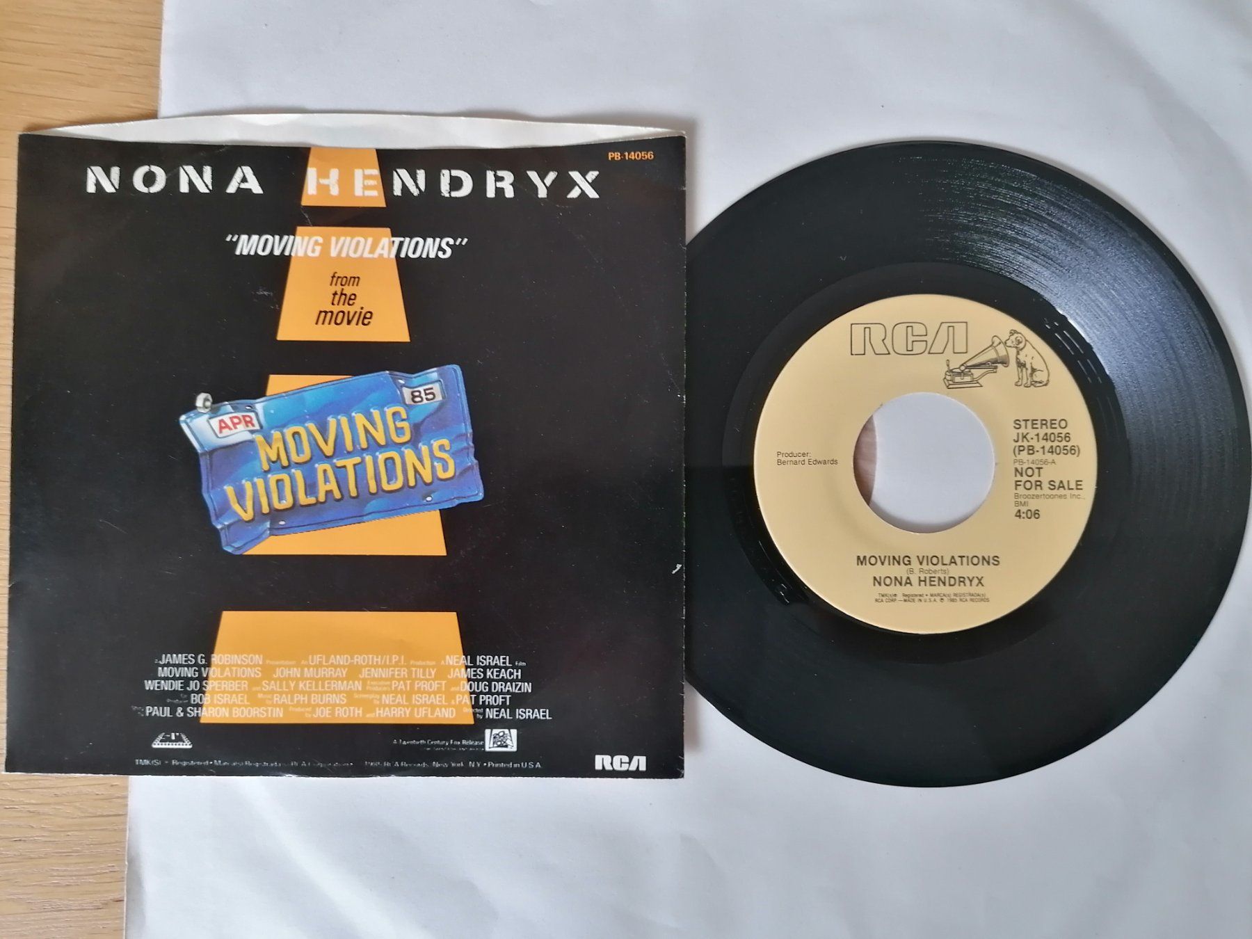 Vinyles: Nona Hendryx -- Moving Violations – D'occasion à Beinwil am See par Funkthesizer 1