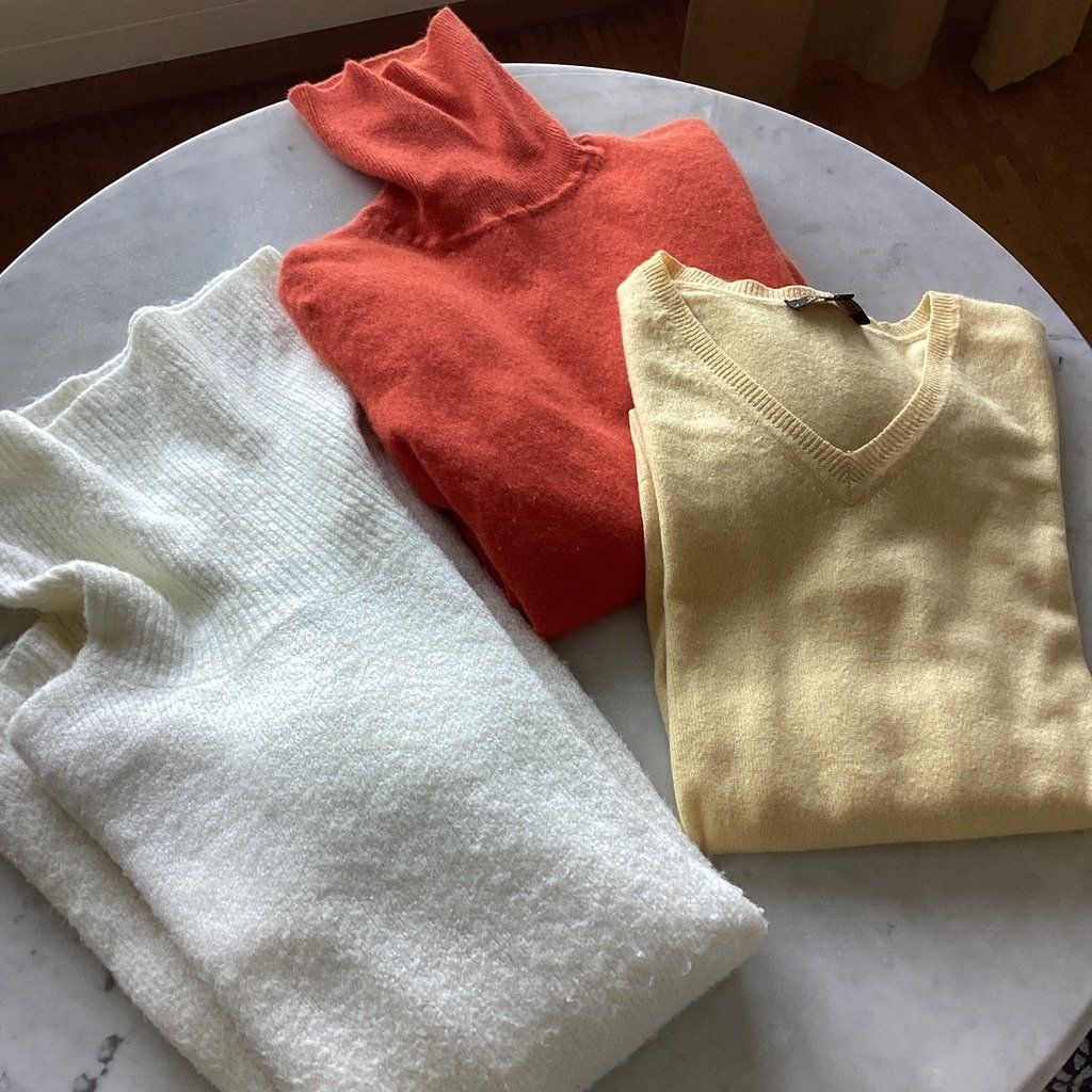 Maglioni & Felpe: 3 PULLOVER (1 Kashmir Rollkragen orange, 1 Kashmir gelb) – Nuovo (secondo la descrizione) da Nänikon venduto da rmw24 1