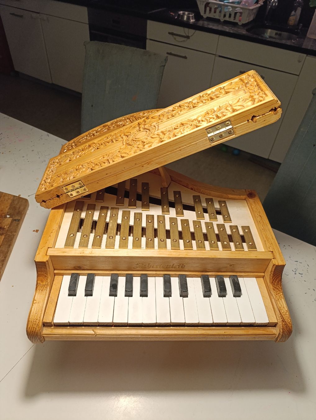 Strumenti musicali: Tastenglockenspiel, Celesta, Toy Piano  – Nuovo (secondo la descrizione) da Herisau venduto da kjs_lcs6 2