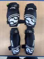 IXS Knie & Ellebogen Protektoren