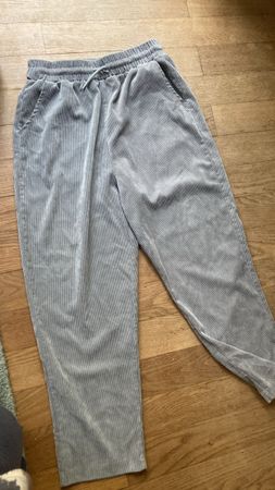 Graue Hose Gr L