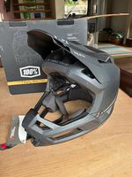 100% Neu Full Face Trajecta Helmet size L 
